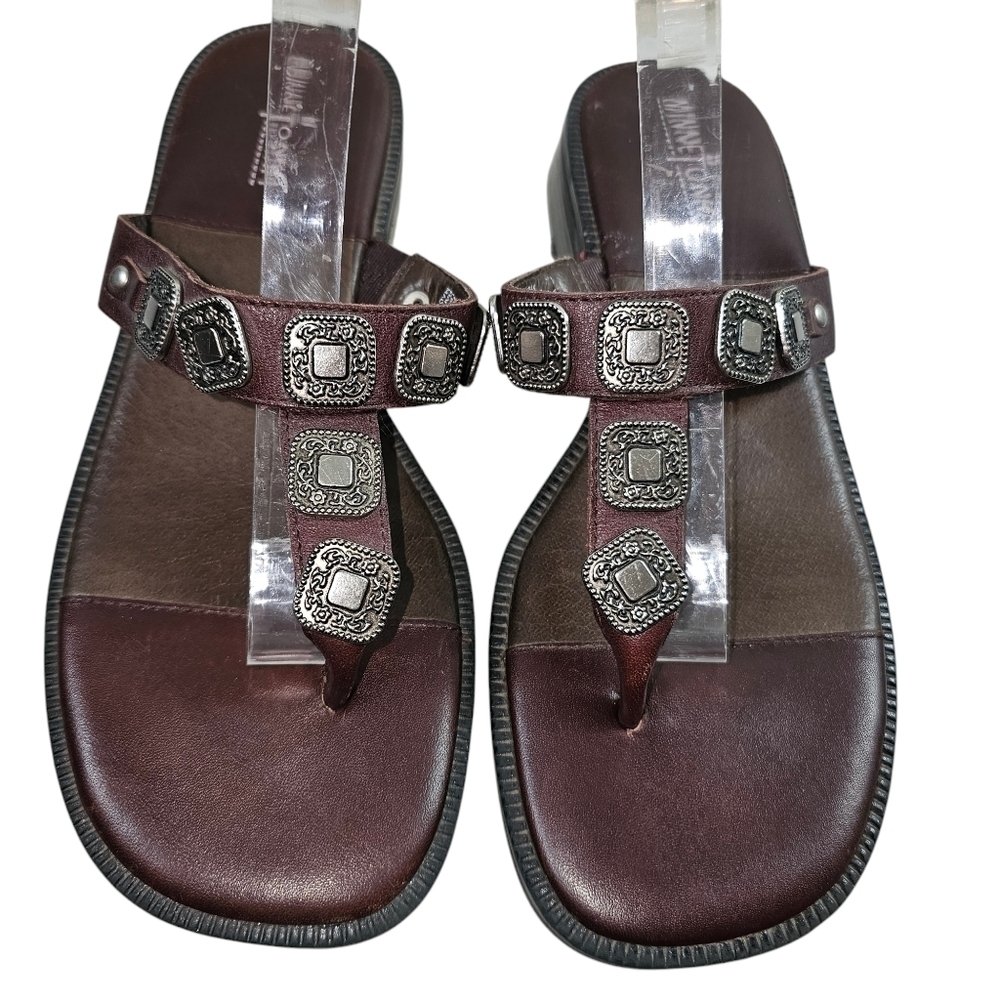 Minnetonka Brown Leather Slides Sandals in 7